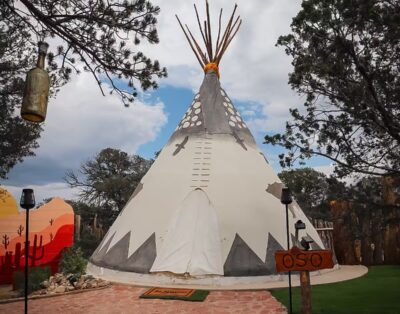 Oso Tipi at El Mistico Ranch (NO Kids or Pets)